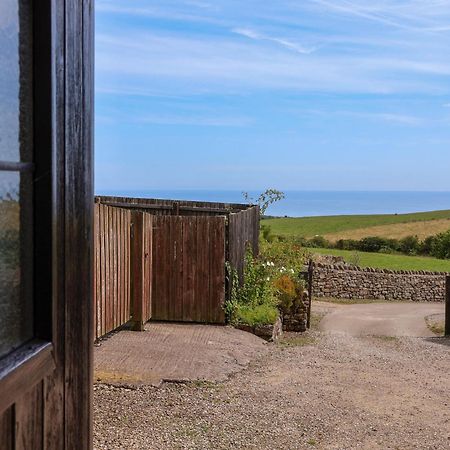 Dairy Cottage Staintondale Exterior photo
