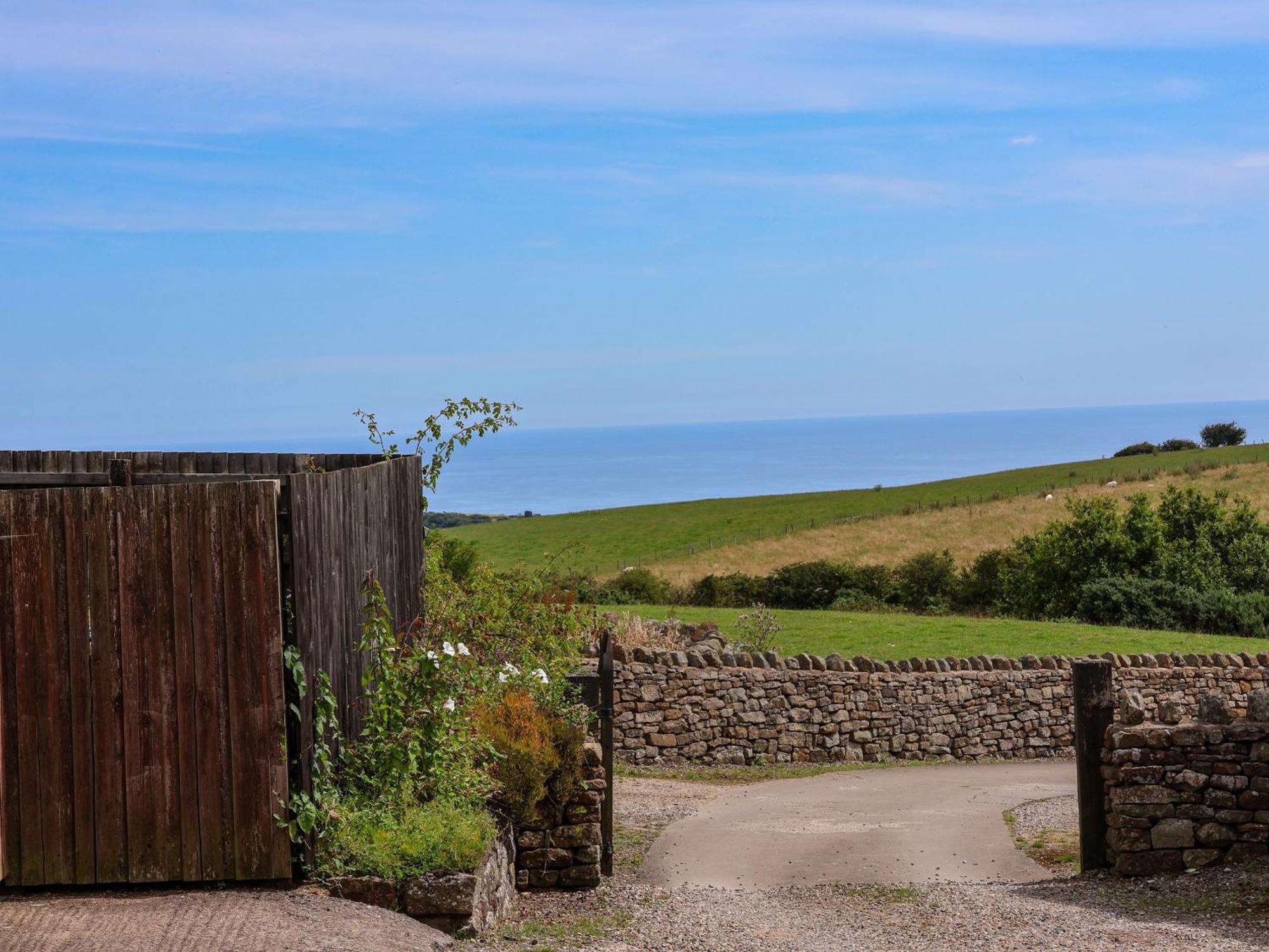 Dairy Cottage Staintondale Exterior photo